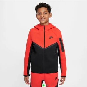 Nike Tech Fleece Big Kids Full Zip Hoodie size S (8-9)